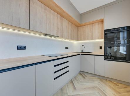 Pronájem bytu, 2+kk, 55 m²