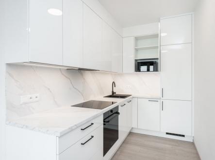 Pronájem bytu, 1+kk, 39 m²
