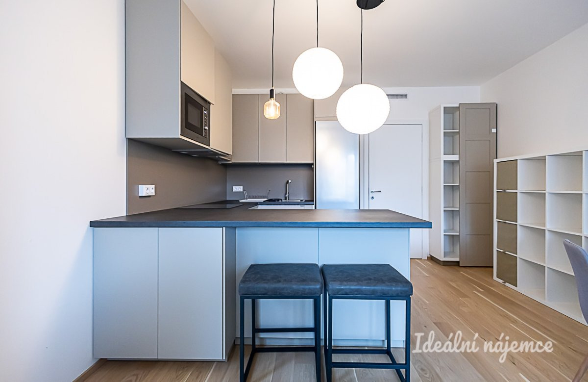 Pronájem bytu 2+kk, Lysolajské údolí, Lysolaje, 29900 Kč/měs, 62 m2