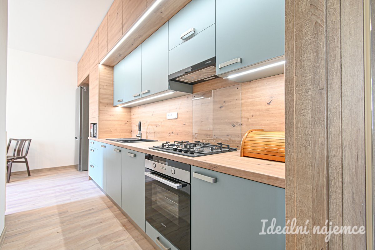 Pronájem bytu 2+1, Kolískova, Trnitá, 22000 Kč/měs, 70 m2