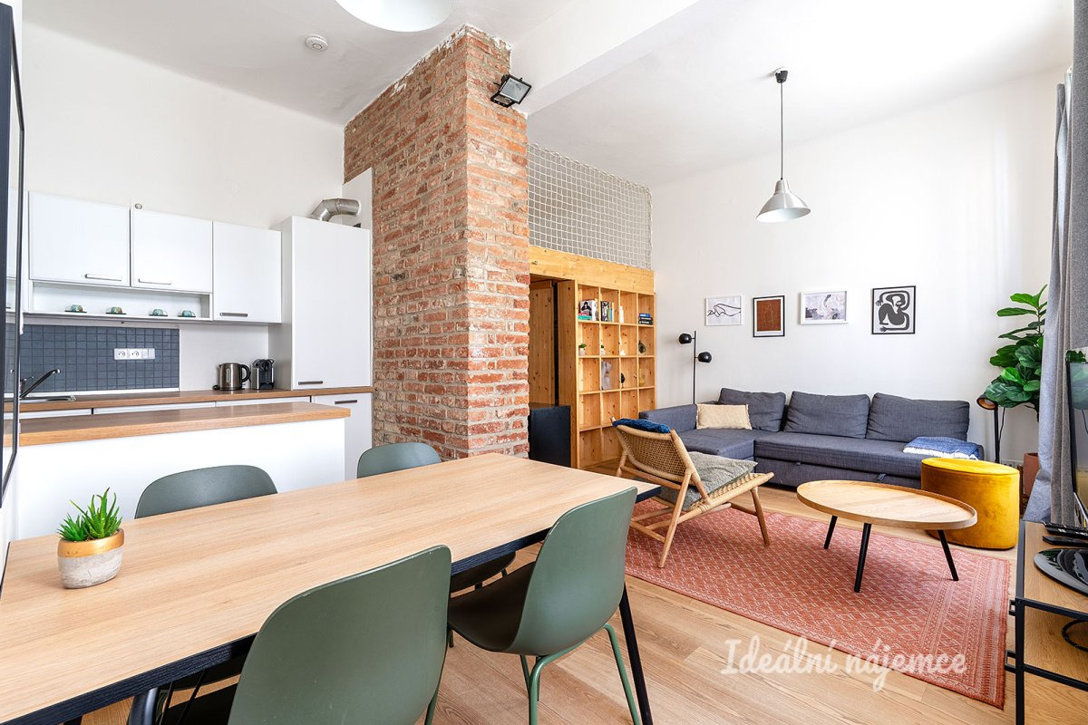Pronájem bytu 1+kk, Petřínská, Malá Strana,  37 m2