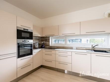 Pronájem bytu, 2+kk, 50 m²