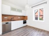Pronájem bytu, 3+kk, 89 m²