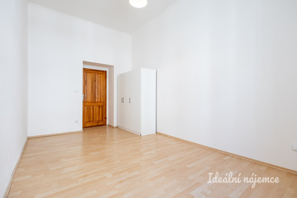 Pronájem bytu 2+1, Lipanská, Žižkov, 20900 Kč/měs, 45 m2