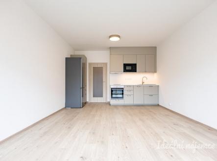 Pronájem bytu, 1+kk, 32 m²