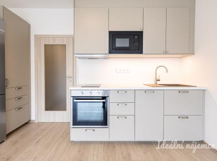 Pronájem bytu, 1+kk, 32 m²