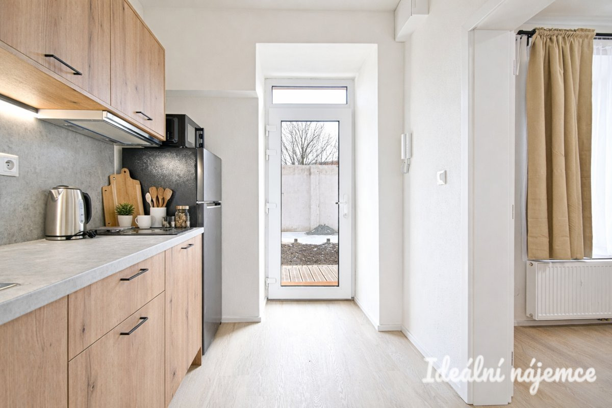 Pronájem bytu 1+1, Bubeníčkova, Židenice, 13 900 Kč/měs, 25 m2
