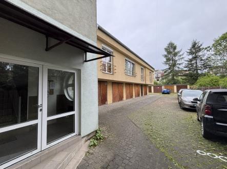 Pronájem bytu, 2+kk, 42 m²