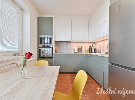 Pronájem bytu, 3+kk, 81 m²