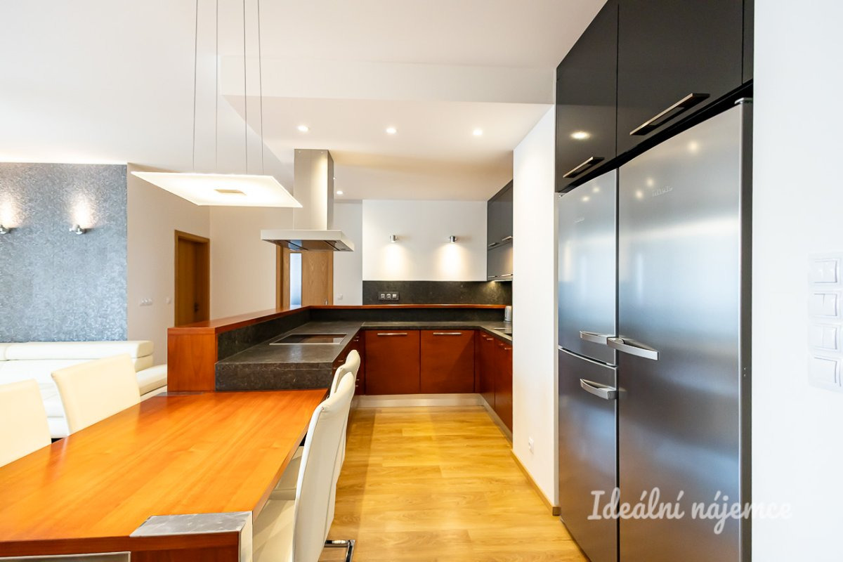 Pronájem bytu 3+kk, Ocelářská, Vysočany, 29900 Kč/měs, 80 m2