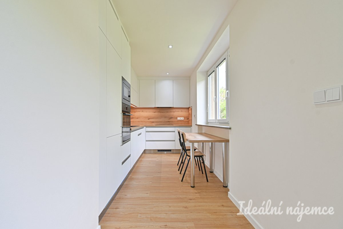 Pronájem bytu 3+kk, Rezkova, Stránice,  Kč/měs, 72 m2