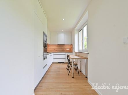 Pronájem bytu, 3+kk, 72 m²