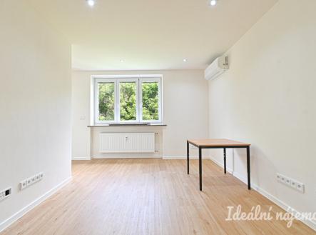 Pronájem bytu, 3+kk, 72 m²
