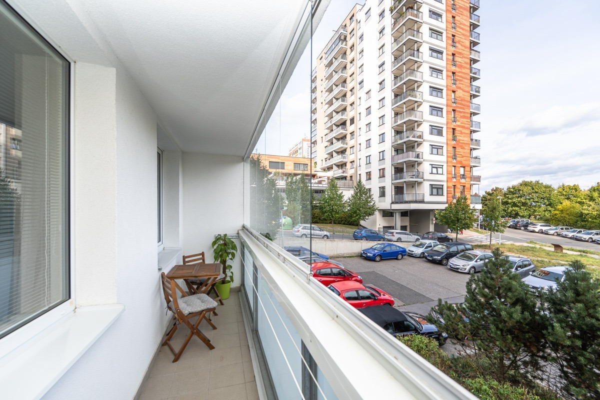 Pronájem bytu 3+kk, Nad přehradou, Horní Měcholupy,  78 m2