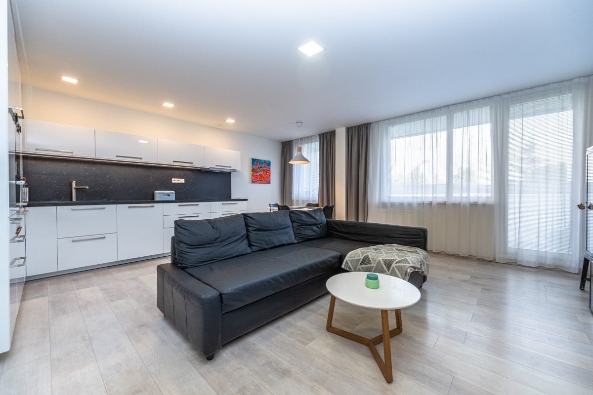 Pronájem bytu 3+kk, Nad přehradou, Horní Měcholupy,  78 m2