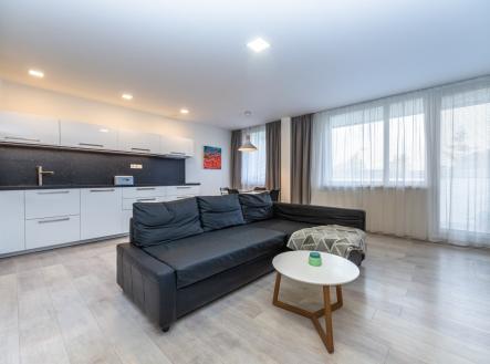 Pronájem bytu, 3+kk, 78 m²