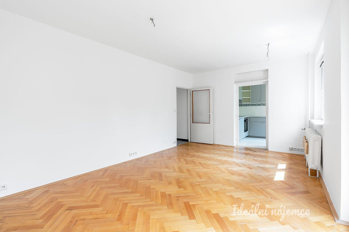 Pronájem bytu 3+1, Božkovská, Záběhlice, 26900 Kč/měs, 75 m2