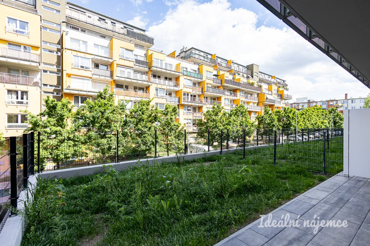 Pronájem bytu 2+kk, Gerstelova, Vysočany, 27900 Kč/měs, 52 m2