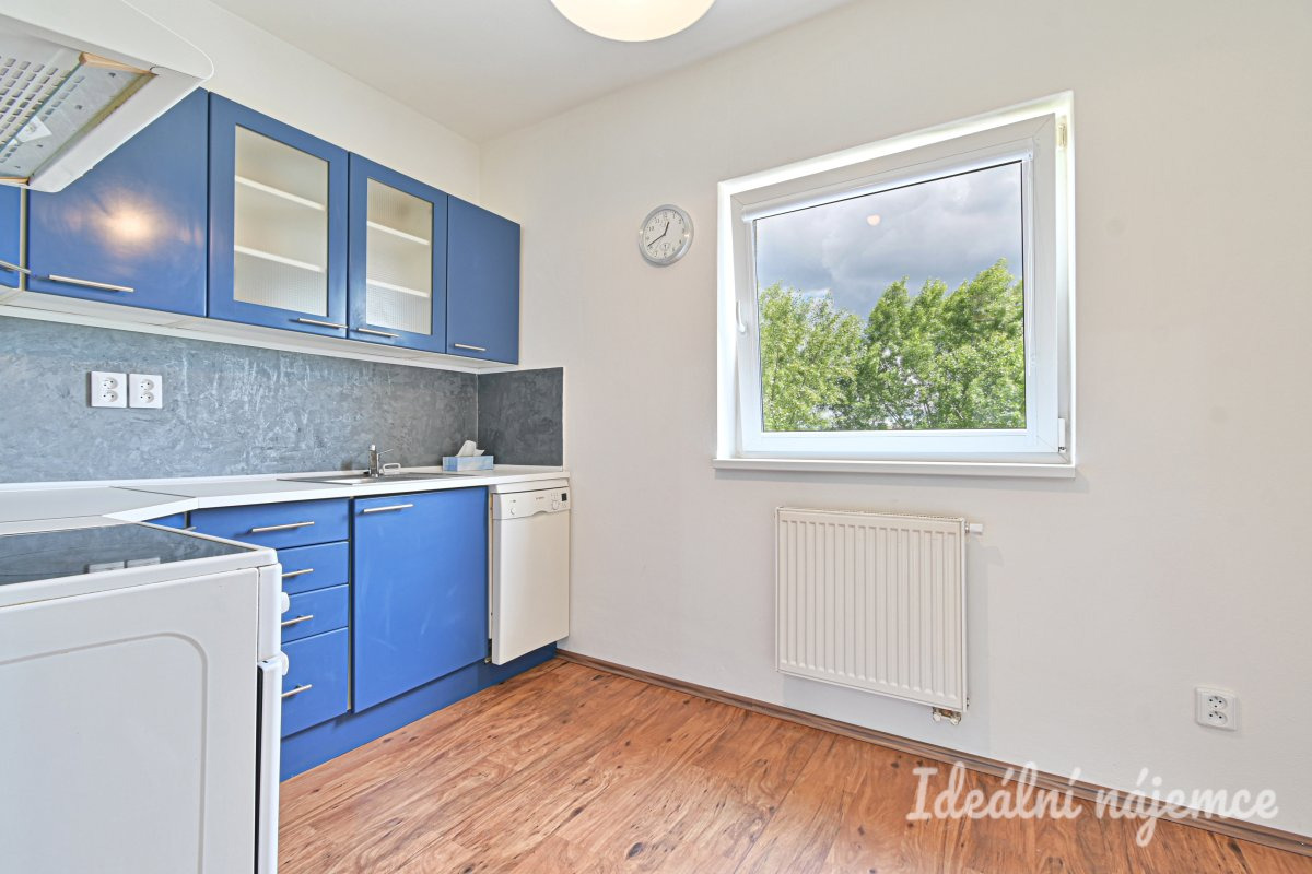 Pronájem bytu 2+1, bratří Žůrků, Komárov, 18.500 Kč/měs, 54 m2