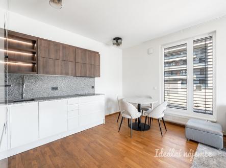 Prodej bytu, 3+kk, 68 m²
