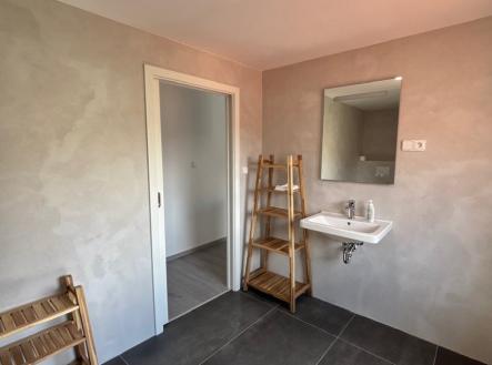Pronájem bytu, 1+kk, 35 m²