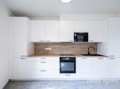 Pronájem bytu, 3+kk, 82 m²