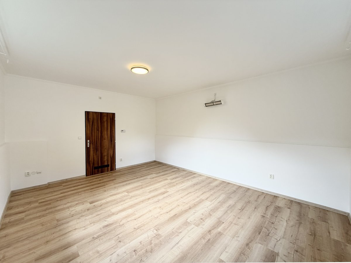 Pronájem bytu 2+1, U Věže, Liberec, 14000 Kč/měs, 57 m2