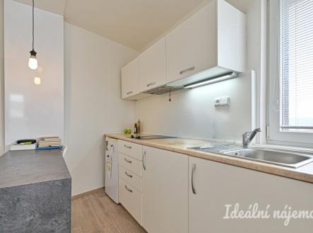 Pronájem bytu, 1+kk, 22 m²