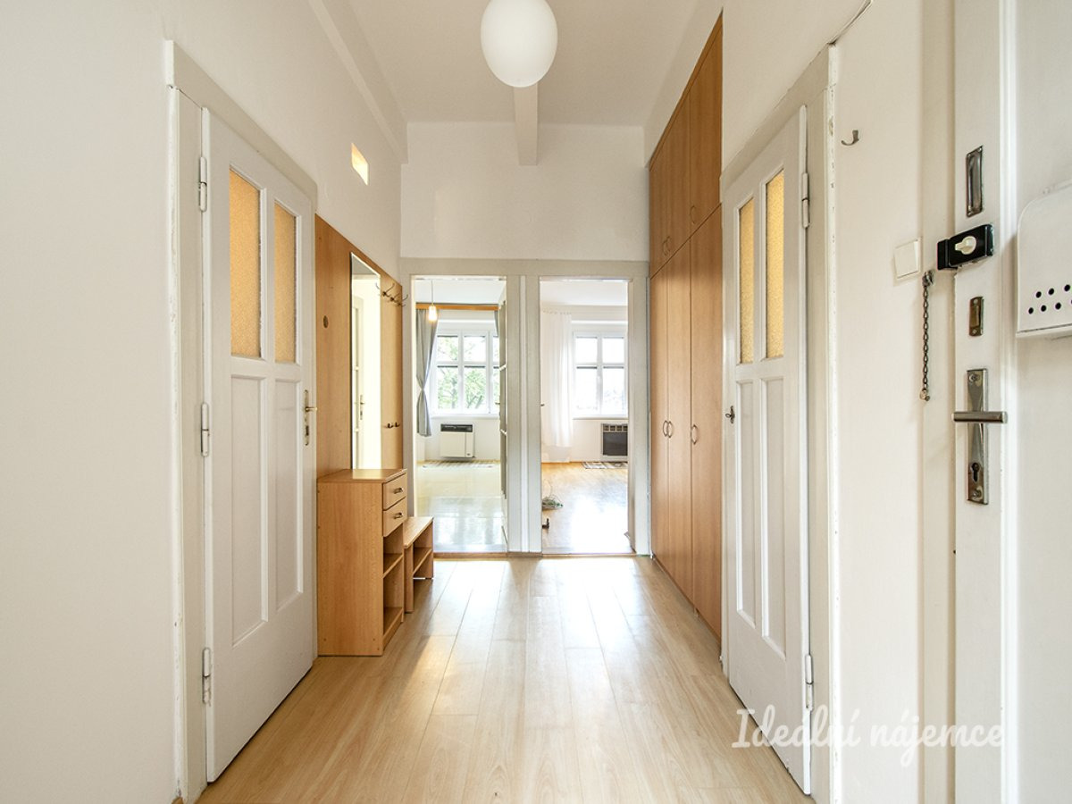 Pronájem bytu 2+1, Špitálská, Vysočany, 21900 Kč/měs, 59 m2