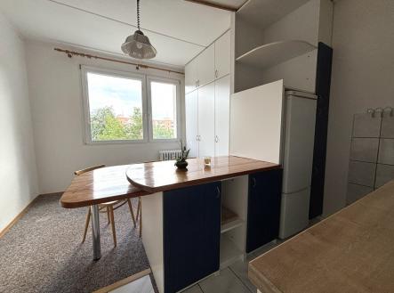 Pronájem bytu, 1+1, 37 m²