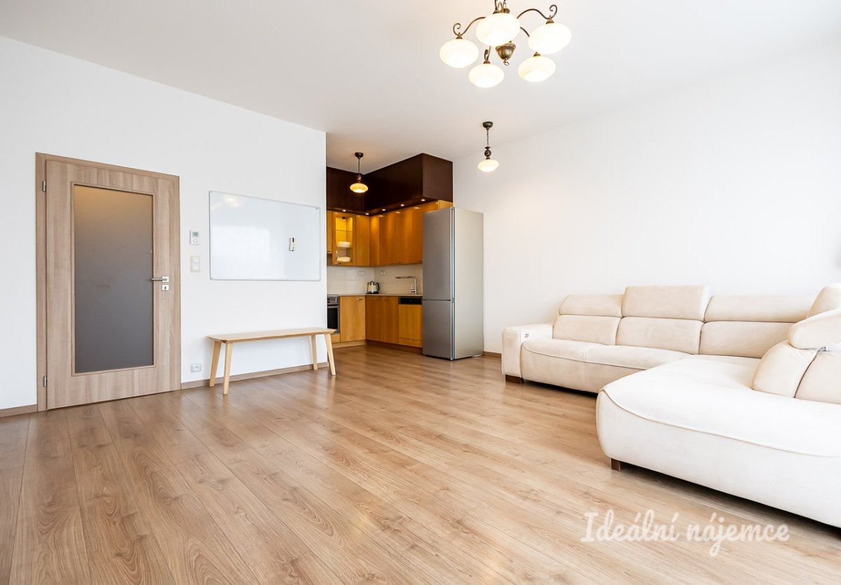 Pronájem bytu 3+kk, Rižská, Hostivař, 33900 Kč/měs, 70 m2