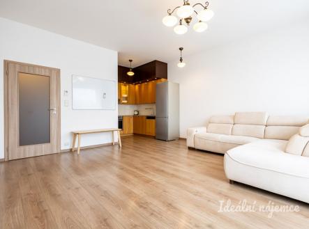 Pronájem bytu, 3+kk, 70 m²
