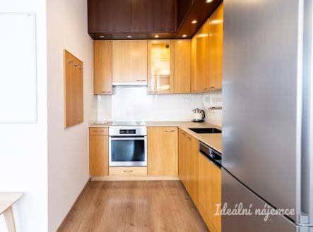 Pronájem bytu, 3+kk, 70 m²