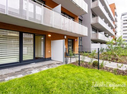 Pronájem bytu, 1+kk, 37 m²