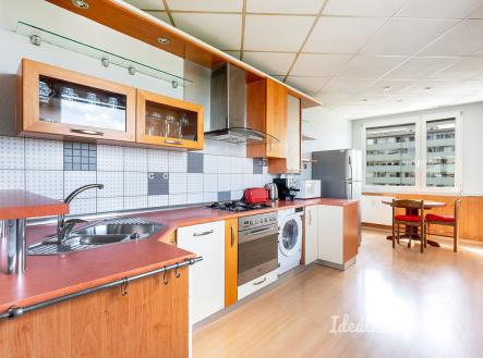 Pronájem bytu, 3+kk, 61 m²