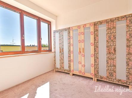 Pronájem bytu, 2+kk, 33 m²