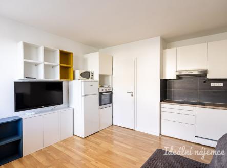 Pronájem bytu, 1+1, 32 m²
