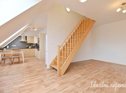 Pronájem bytu, 3+kk, 70 m²