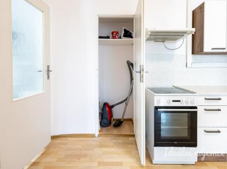 Pronájem bytu, 2+kk, 46 m²