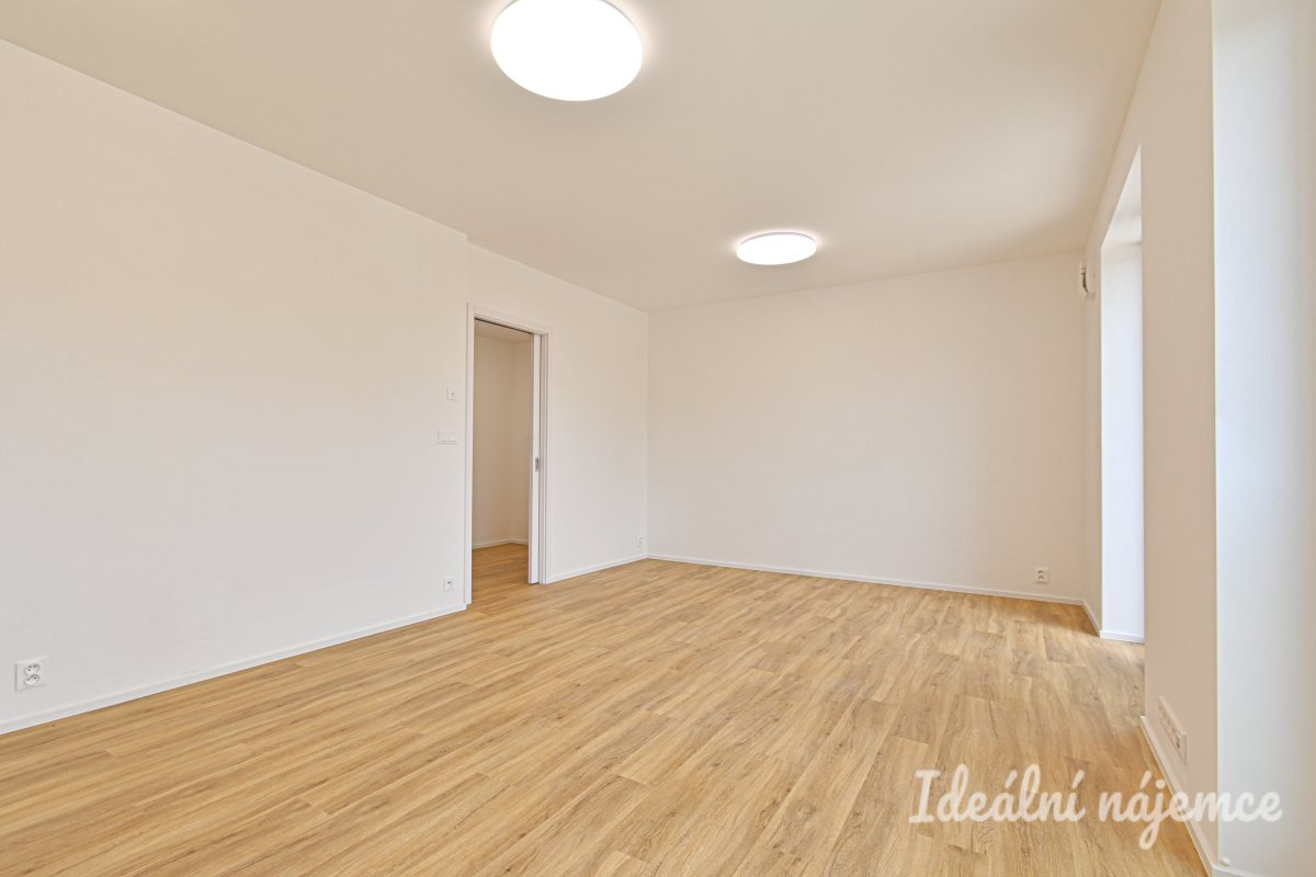 Pronájem bytu 1+kk, U zoologické zahrady, Bystrc, 15000 Kč/měs, 37 m2