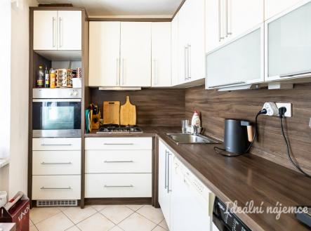 Pronájem bytu, 2+1, 55 m²