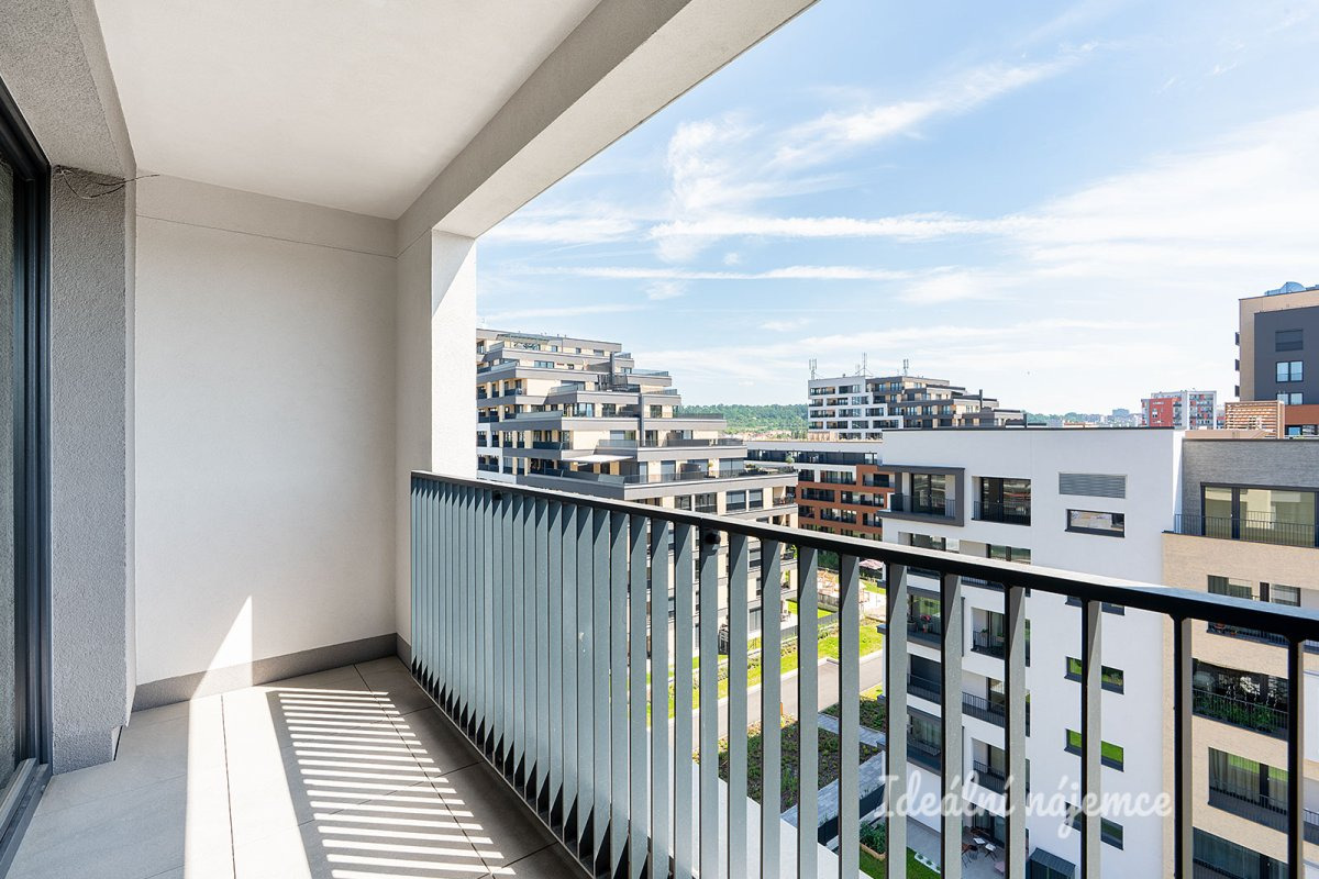 Pronájem bytu 1+kk, Domalípova, Hloubětín, 19900 Kč/měs, 32 m2