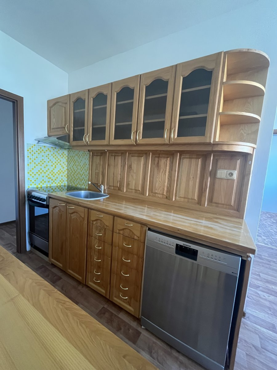 Pronájem bytu 3+1, Gen. Svobody, Uničov, 16500 Kč/měs, 71 m2