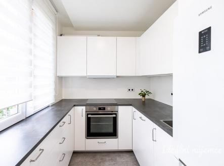 Pronájem bytu, 4+1, 83 m²
