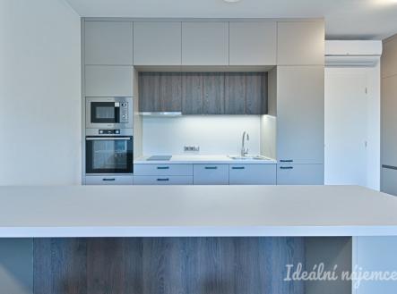 Pronájem bytu, 1+kk, 39 m²