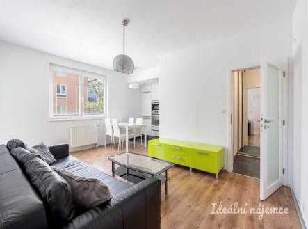 Pronájem bytu, 3+kk, 66 m²