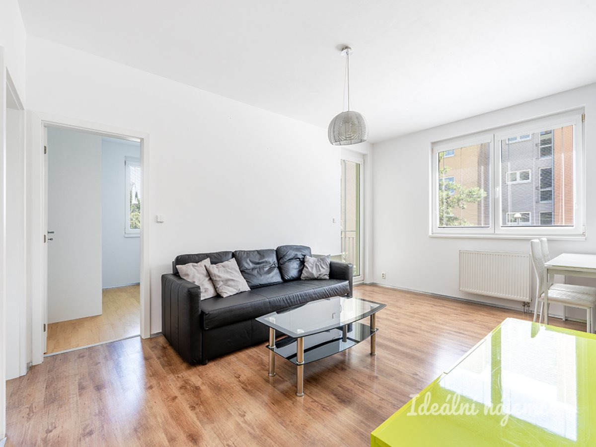 Pronájem bytu 3+kk, Marty Krásové, Čakovice, 23700 Kč/měs, 66 m2