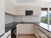 Pronájem bytu, 3+kk, 77 m²