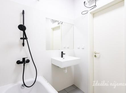 Pronájem bytu, 2+kk, 58 m²