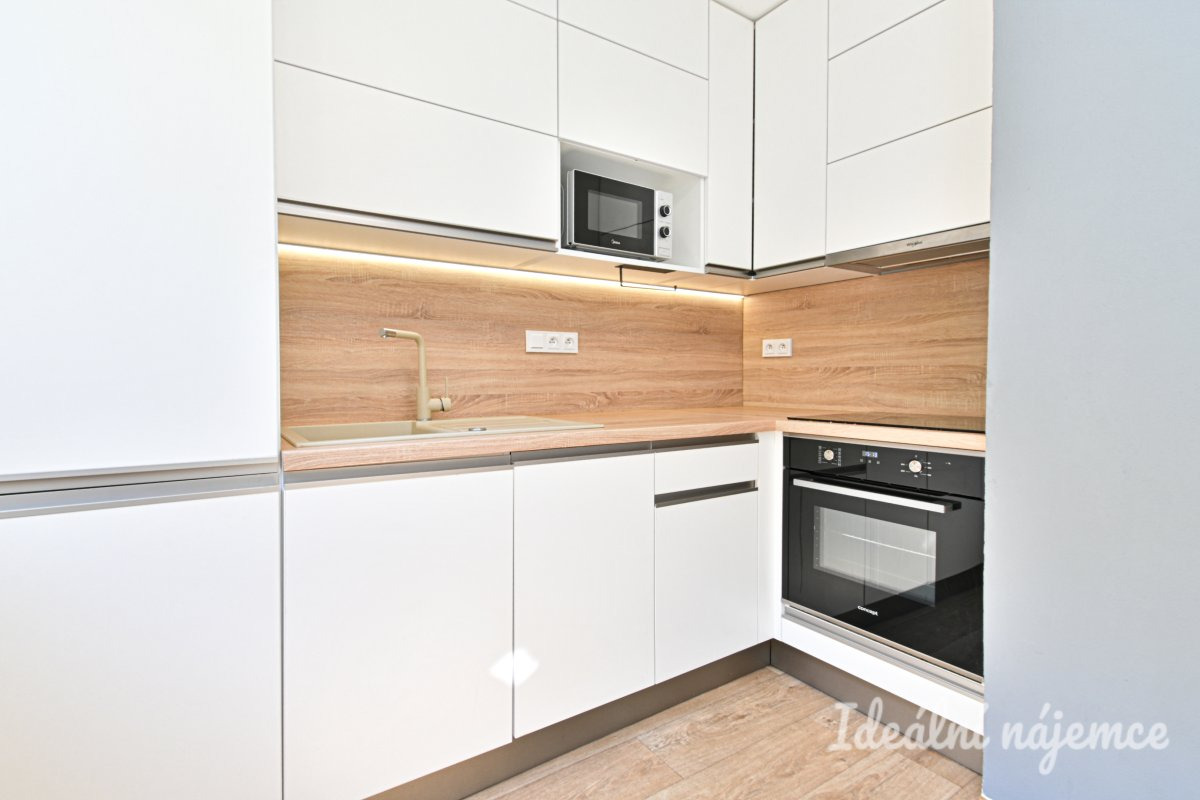 Pronájem bytu 1+1, Jasanová, Jundrov,  14.500 Kč/měs, 34 m2